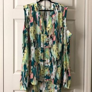 Melissa McCarthy. Size 4 x. Long blouse